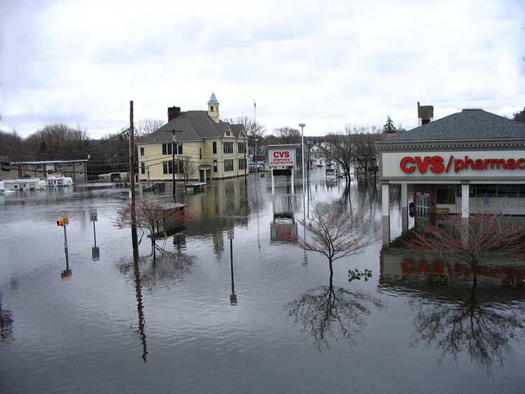 Warwick CVS flooded in 2010