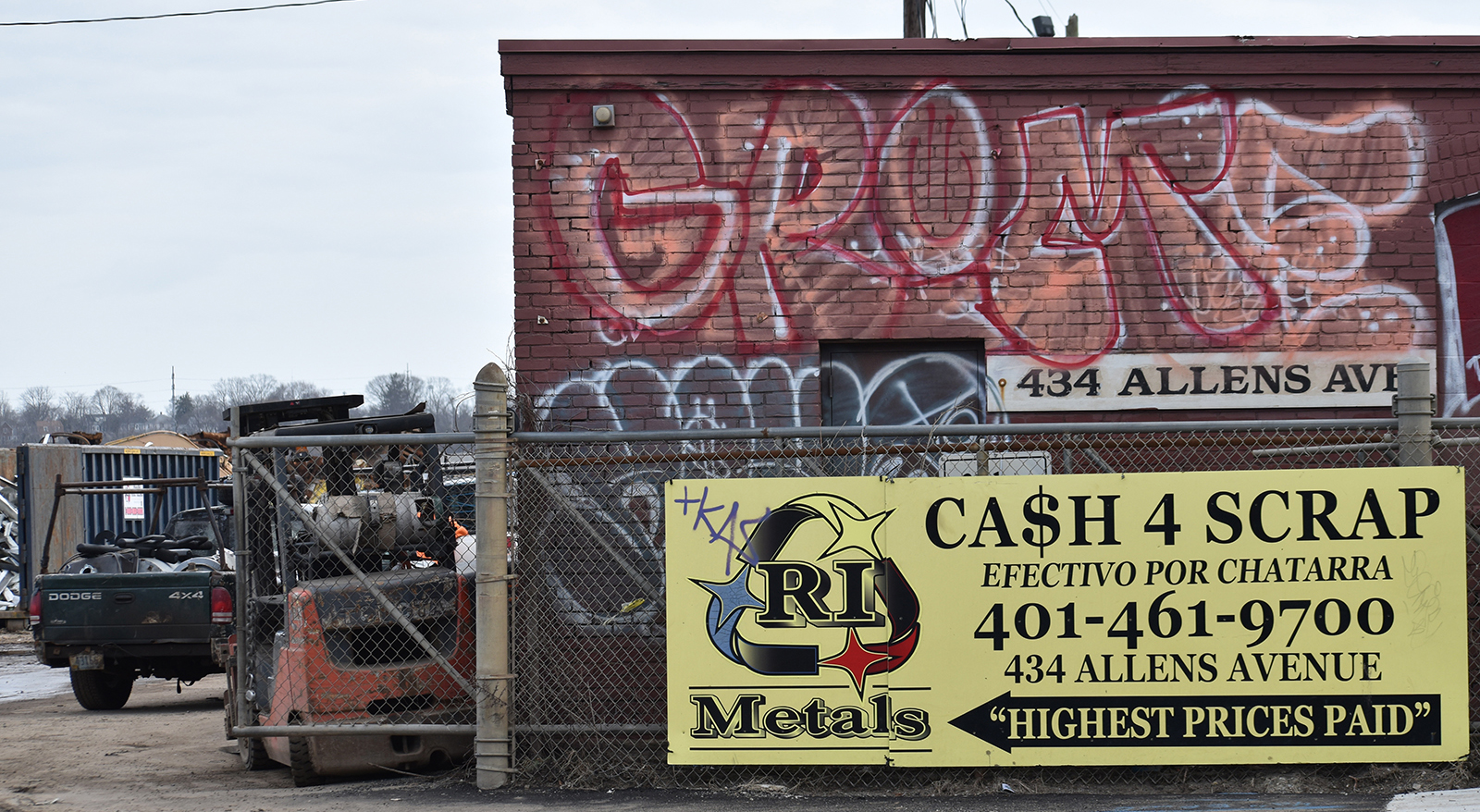 Rhode Island Recycled Metals has been operating illegally along the Providence waterfront since 2009. (Frank Carini/ecoRI News)