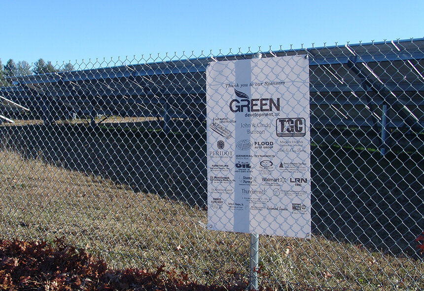 Green development sign